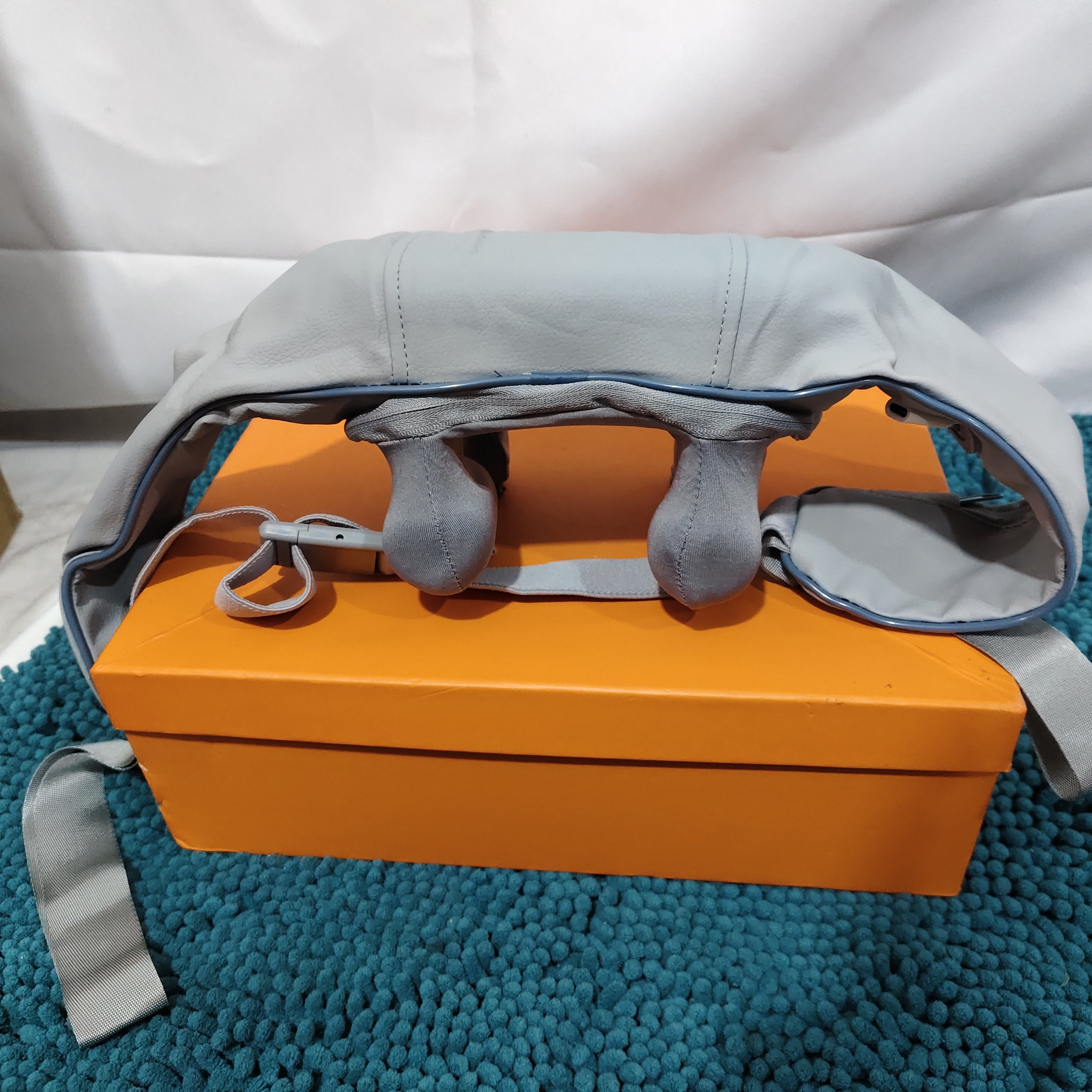 Kneading Shoulder & Neck Massager – Rechargeable Hot Compress Home Massage Device